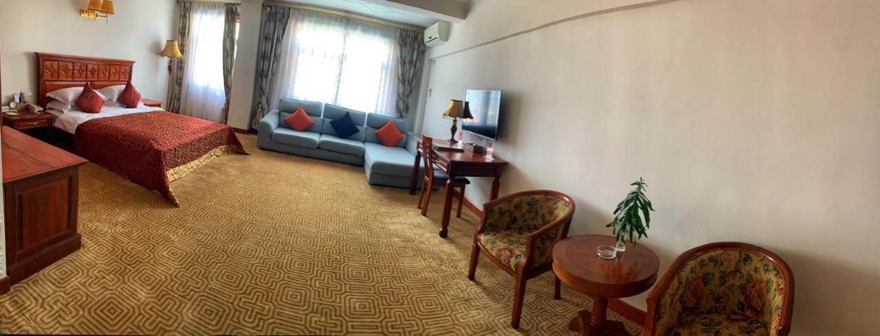 Asia & Africa Hotel Антананариву Екстериор снимка