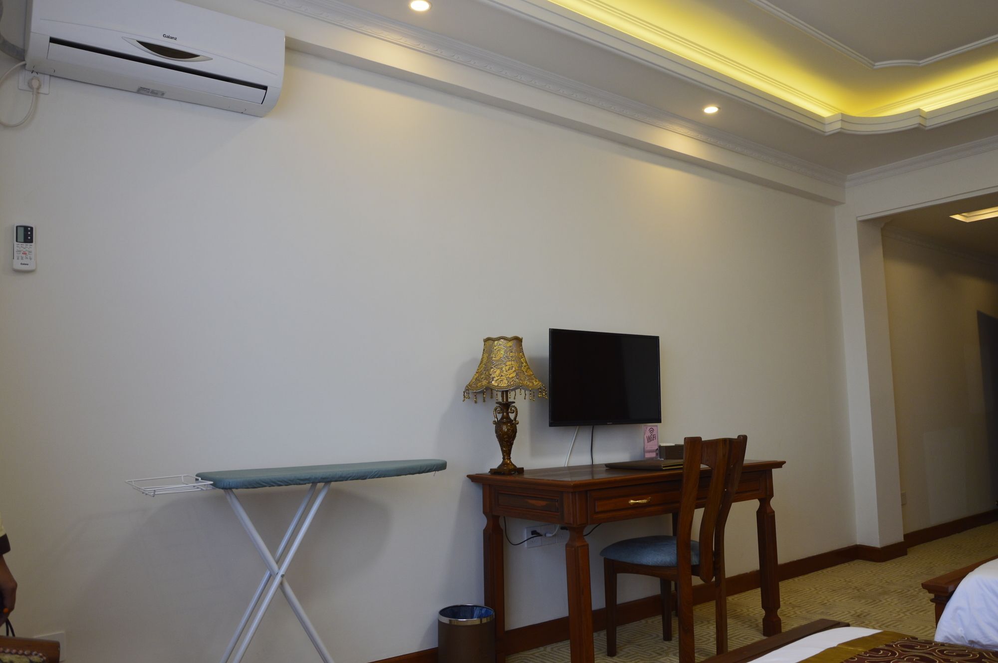 Asia & Africa Hotel Антананариву Екстериор снимка